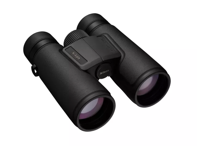 Binokulárny ďalekohľad Nikon Monarch M5 10x42 ED DCF